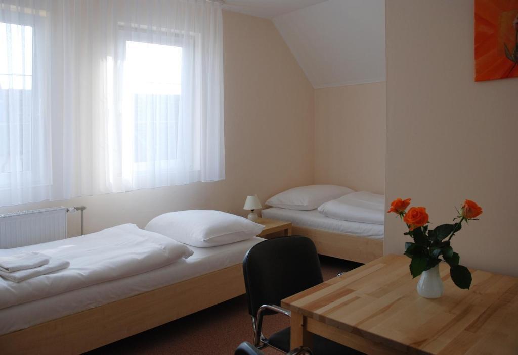 Penzion Duo Mlada Boleslav Room photo
